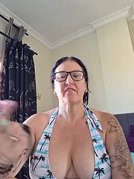 Flirty Siennax online show from June 28, 7:04 am