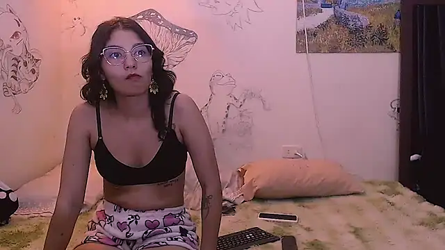 lilla9 online show from May 19, 10:06 pm