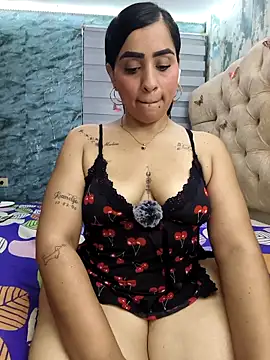 val eria online show from March 30, 4:23 am