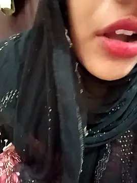 Miss Noor   online show from July 22, 3:40 am