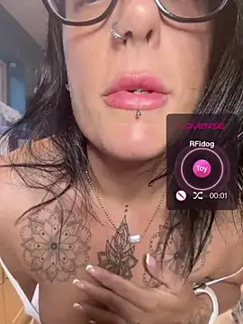 IvyBelleMilf online show from June 18, 3:52 am