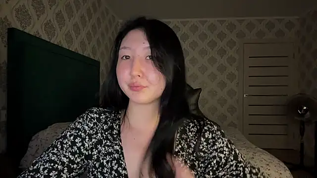 Ameliya kim online show from June 5, 8:59 pm