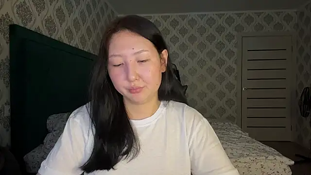 Ameliya kim online show from June 4, 9:19 pm