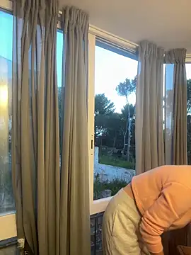 xLunaBliss online show from April 9, 6:24 pm