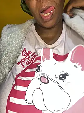 BoobsQueeen online show from May 28, 3:48 am