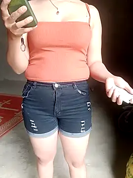   Merry   online show from April 21, 1:42 am