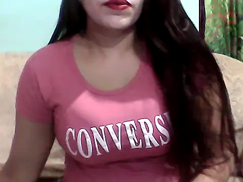 Wonderful Babe online show from May 4, 7:39 pm