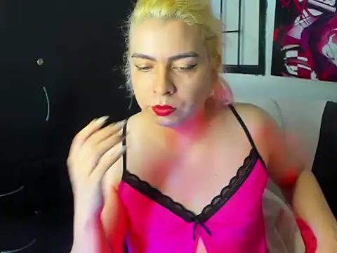 angellfemboy online show from May 24, 7:13 pm