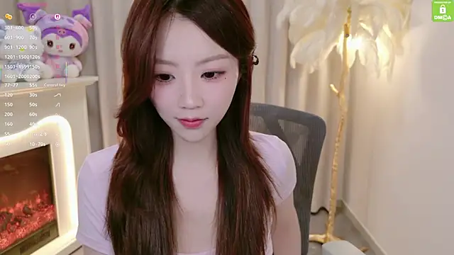 youmibaby11 online show from July 3, 3:07 pm