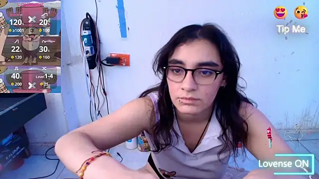 Ellaa honey online show from June 3, 6:24 pm