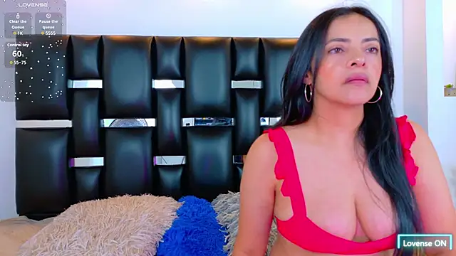 Estrellaa 023 online show from May 29, 12:03 pm