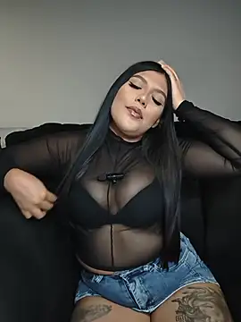 aleenavarro online show from July 18, 4:49 am