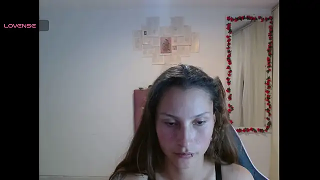 scarlet1609 online show from June 24, 9:36 pm