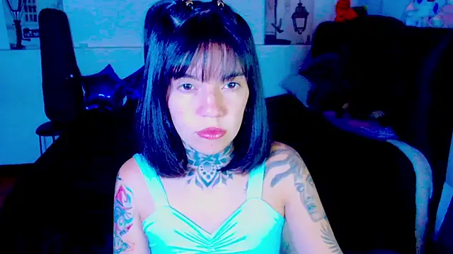 LannieGonzales online show from May 20, 2:36 pm
