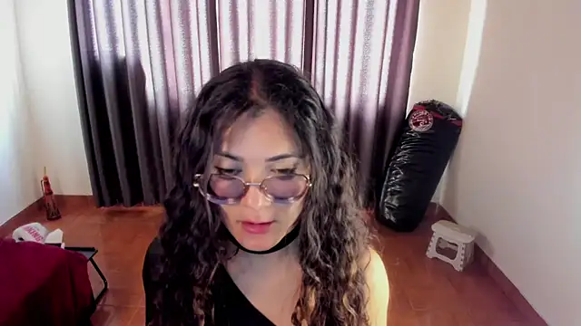 FreyaRouge online show from July 17, 7:28 pm