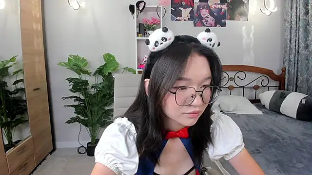syuri sun online show from July 23, 2:36 pm