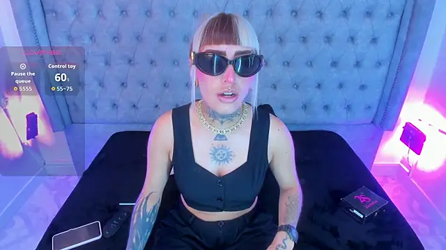 Gyal Smith online show from July 29, 4:12 am