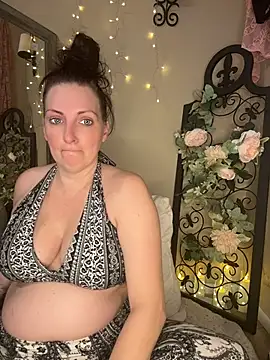 taylorsunshine online show from July 28, 2:42 am