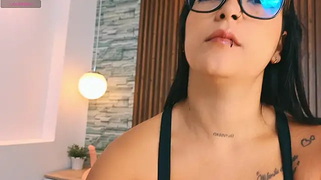Mia milf x online show from May 25, 11:31 am