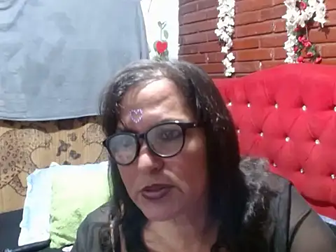 kristalmarelyn online show from April 25, 7:11 am