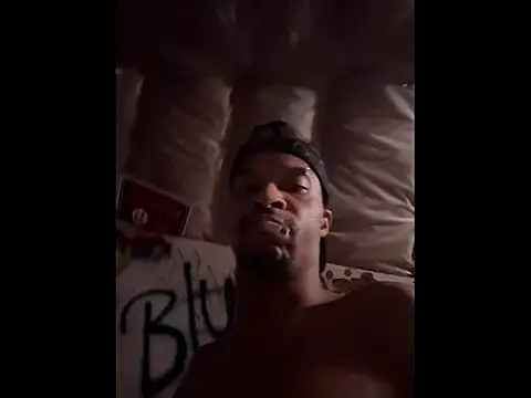JRNBLU44 online show from May 9, 2:46 am