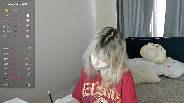 MiaKimiko online show from May 22, 2:31 am