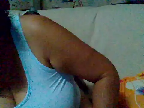 Roxanna73 online show from April 14, 4:23 am