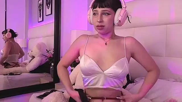DaliaCastle online show from July 25, 8:38 pm