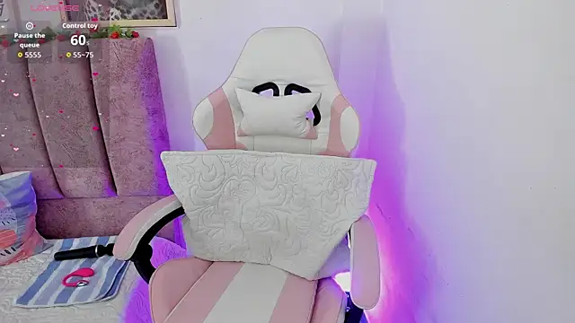 alisson boobs   online show from July 24, 3:10 pm