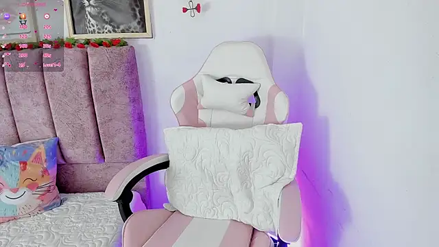 alisson boobs   online show from July 3, 11:00 pm
