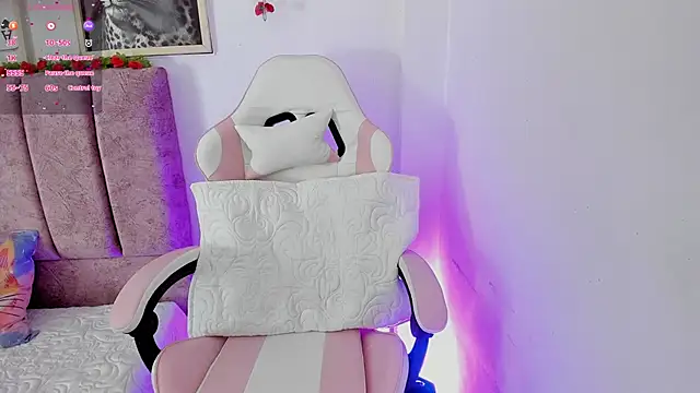 alisson boobs   online show from June 27, 11:00 pm