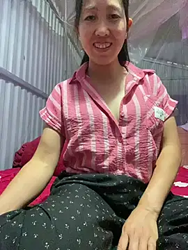 Huonglyna online show from June 20, 5:11 am