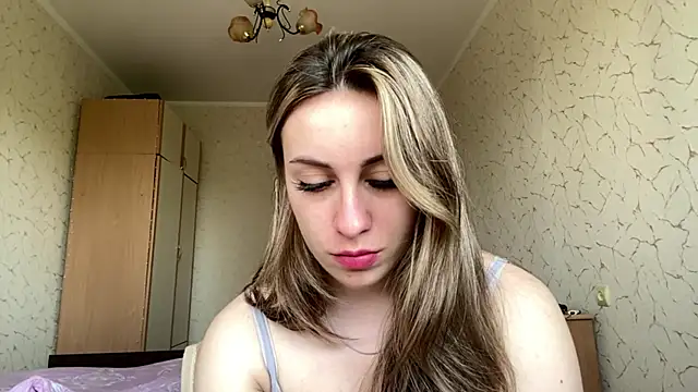 SpringSummers online show from May 27, 9:39 am