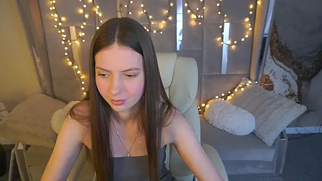 BabyLumi online show from May 29, 7:45 pm