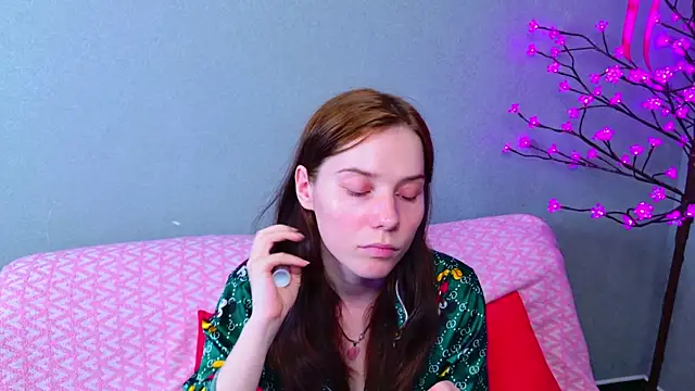 CleoBloom  online show from July 8, 3:09 am
