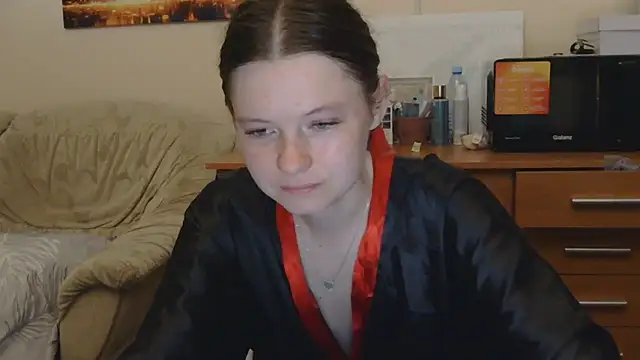 JessicaHolland1 online show from July 1, 7:24 pm
