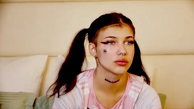 YasminnStorm online show from July 27, 4:09 am