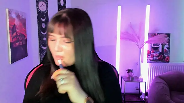 SourCherry   online show from April 24, 1:47 pm