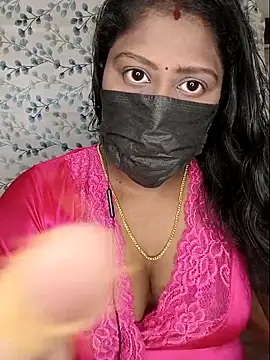 Romantic Woman online show from April 14, 6:41 pm