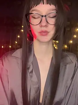 nicenessy online show from April 17, 4:09 pm