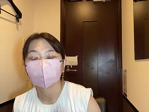lemonade madame online show from May 9, 11:29 pm