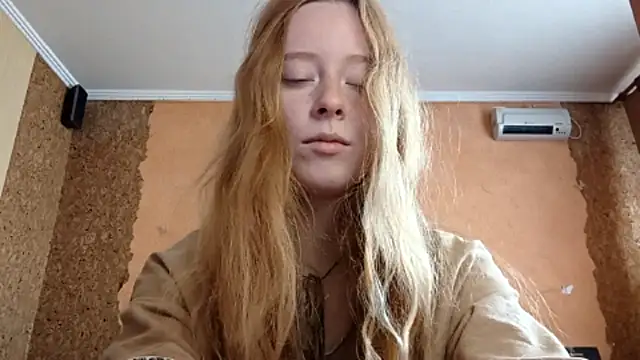 KateVibe 01 online show from April 23, 3:14 am