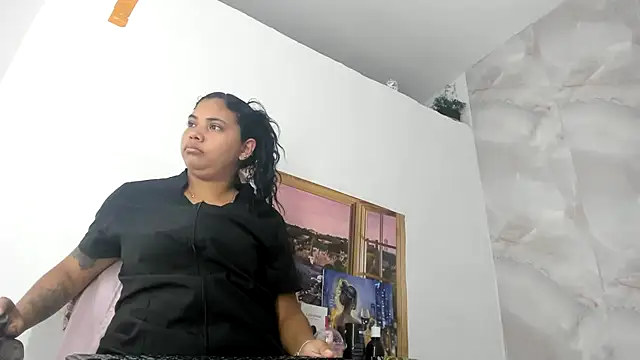 EllyBloom online show from July 16, 1:26 pm
