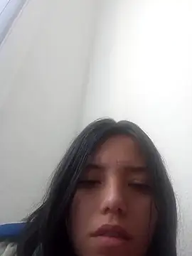 brithanyyyyyyy online show from April 5, 12:04 pm