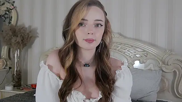 LianaGracee online show from June 23, 10:24 am