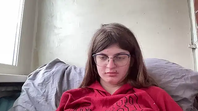 AmilenHot online show from April 11, 9:35 am