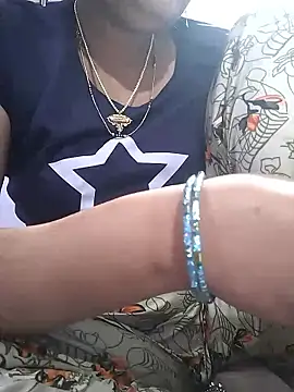 Roshni2001 online show from April 6, 3:17 am