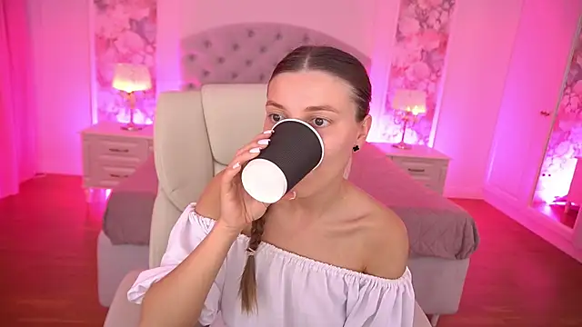 AshleyBaie online show from July 1, 12:26 pm