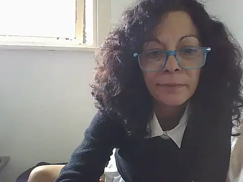 luly mariposa online show from May 7, 6:11 pm