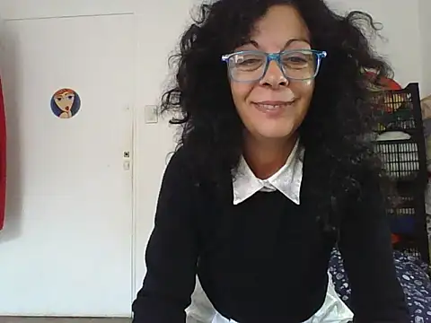 luly mariposa online show from May 6, 2:54 pm